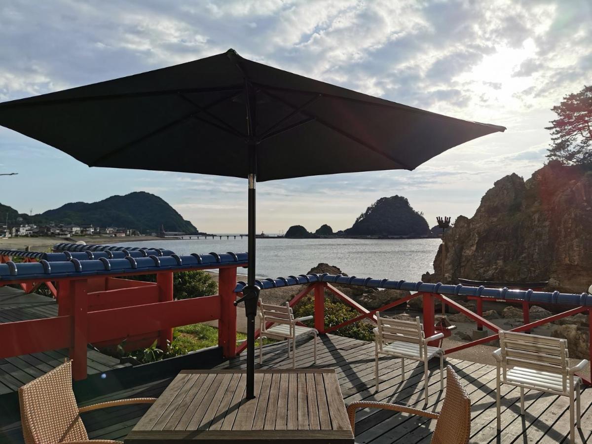 Yura Onsen Yaotome Hotel Tsuruoka Bagian luar foto